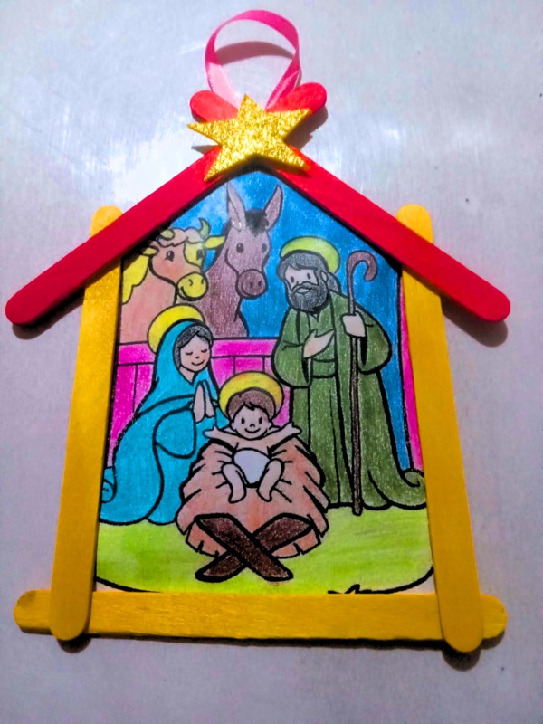 Imagen: nacimiento palitos pintado