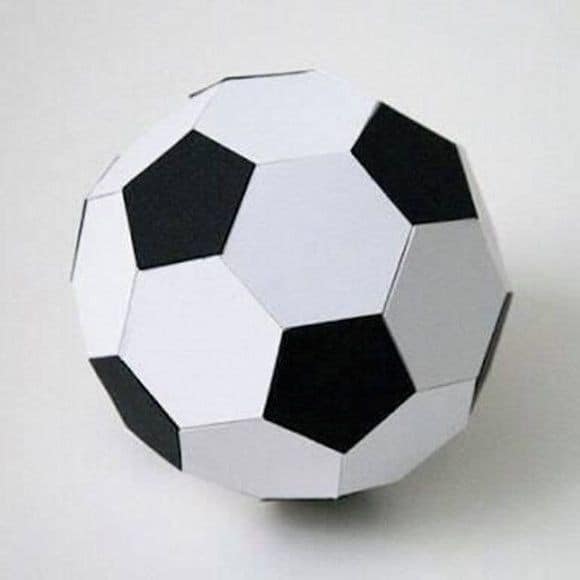 Imagen: pelota de futbol de papel